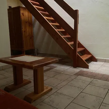 Caferazy אכסניה